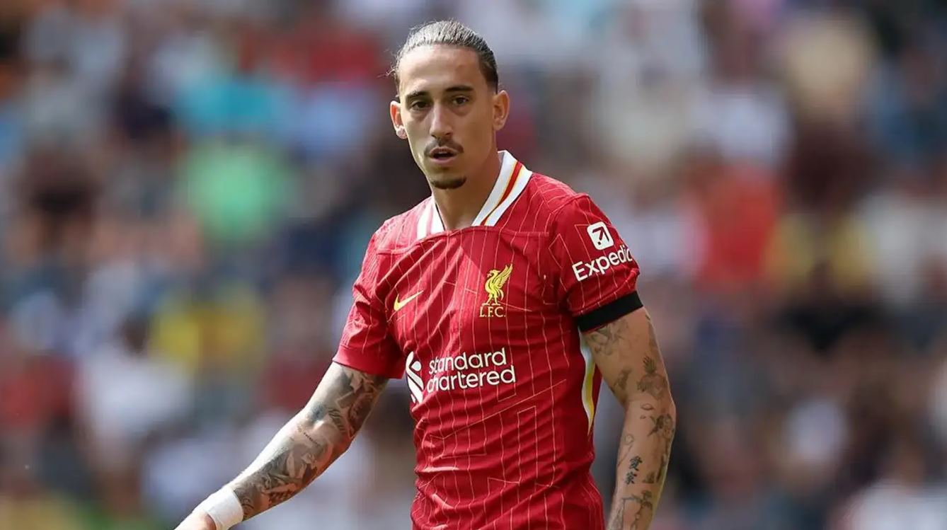 Roma setelah pembela pemindahan Liverpool, pinjaman yang dapat dinegosiasikan ditambah opsi beli dimulai