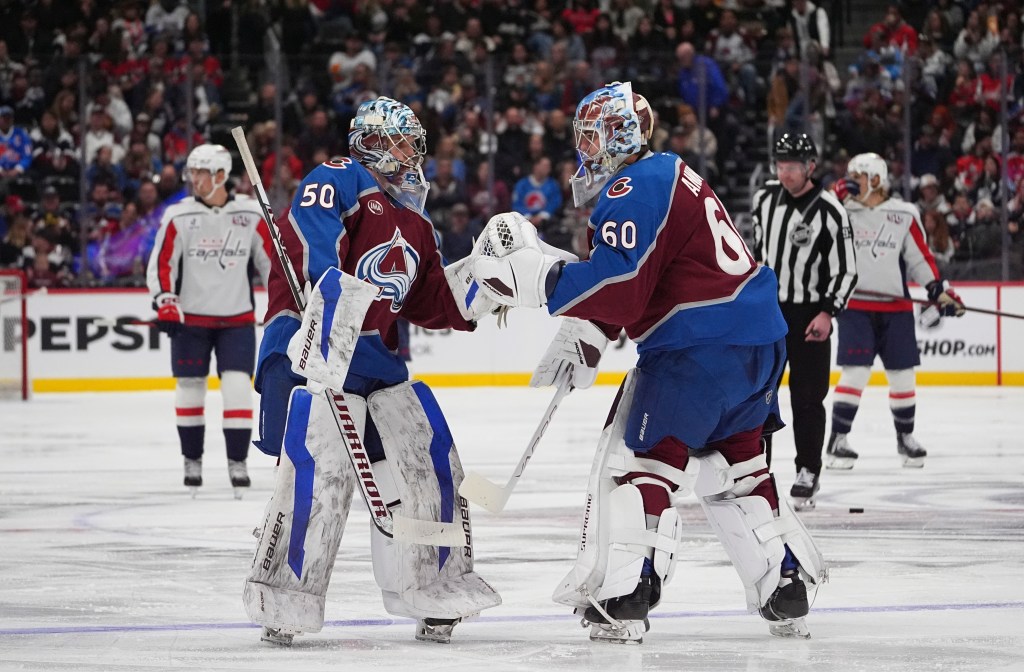 Penyerang kunci kembali bermain di Avalanche, begitu juga dengan kesulitan dalam mencetak gol saat kalah dari Capitals