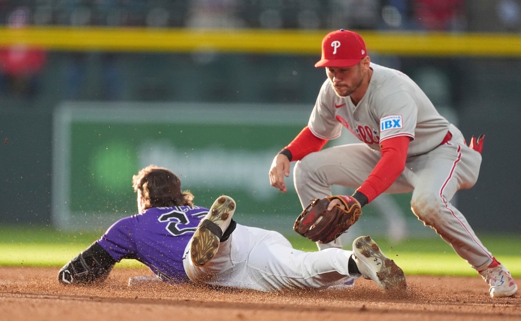 Terlepas dari awal yang panas Kyle Freeland, Rockies terpesona oleh Phillies