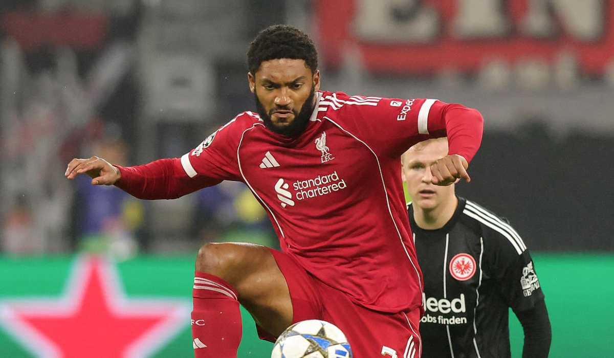 Liverpool menegaskan tidak akan melepas Joe Gomez meski AC Milan berminat