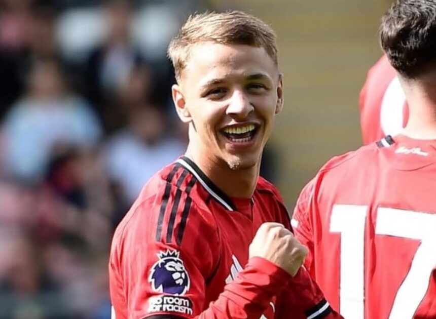 Baru Dipanggil Rusia, Wonderkid Terbaik Manchester United Tinggalkan Inggris?