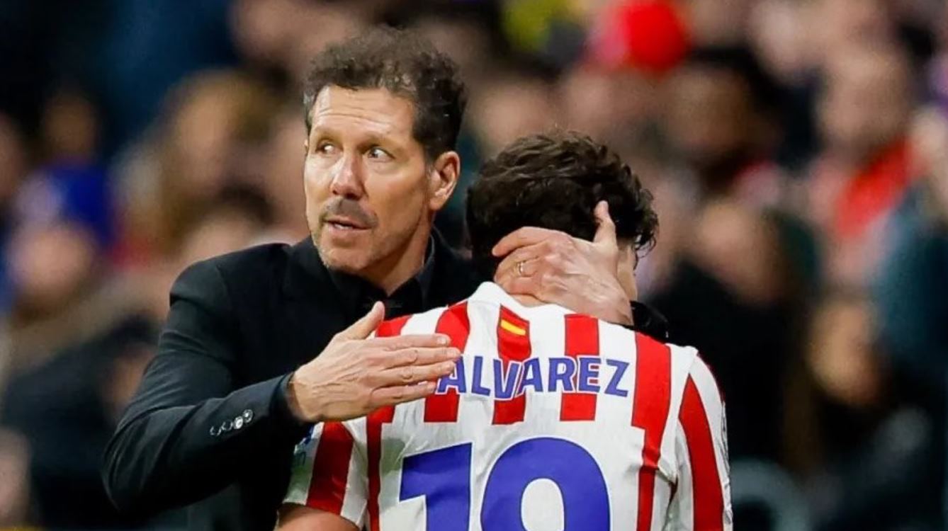 Julian Alvarez Akhirnya Bicara dengan Simeone, Atletico Madrid Tetap Tak Mau Melepasnya